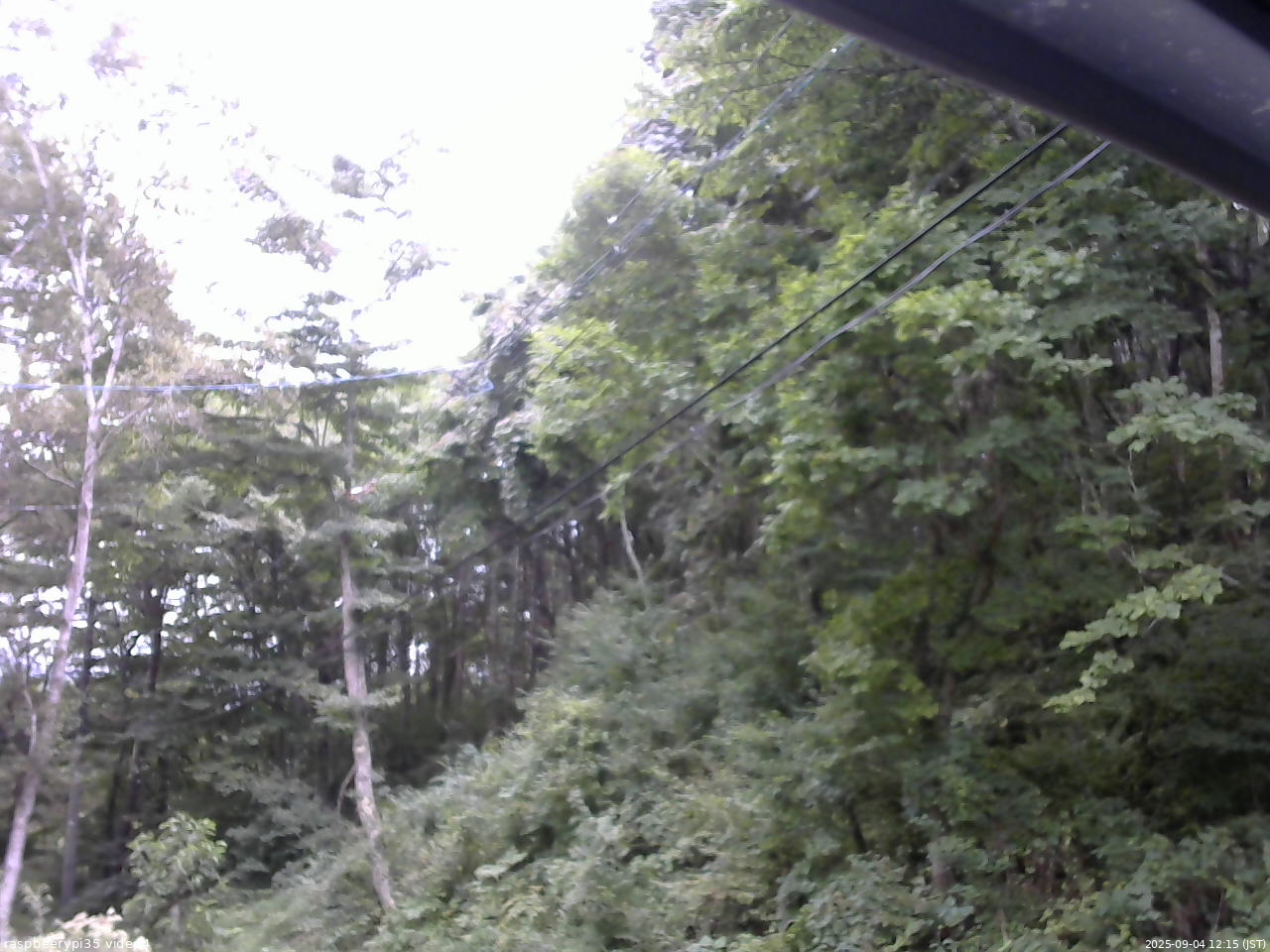 長野県菅平高原 ゆたか山荘 東側上空 2025/09/04 12:15