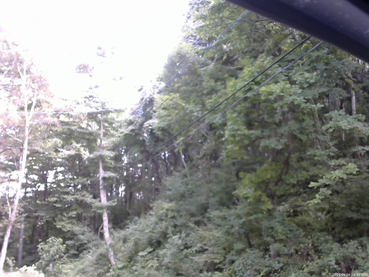 長野県菅平高原 ゆたか山荘 東側上空 2025/09/04 13:30