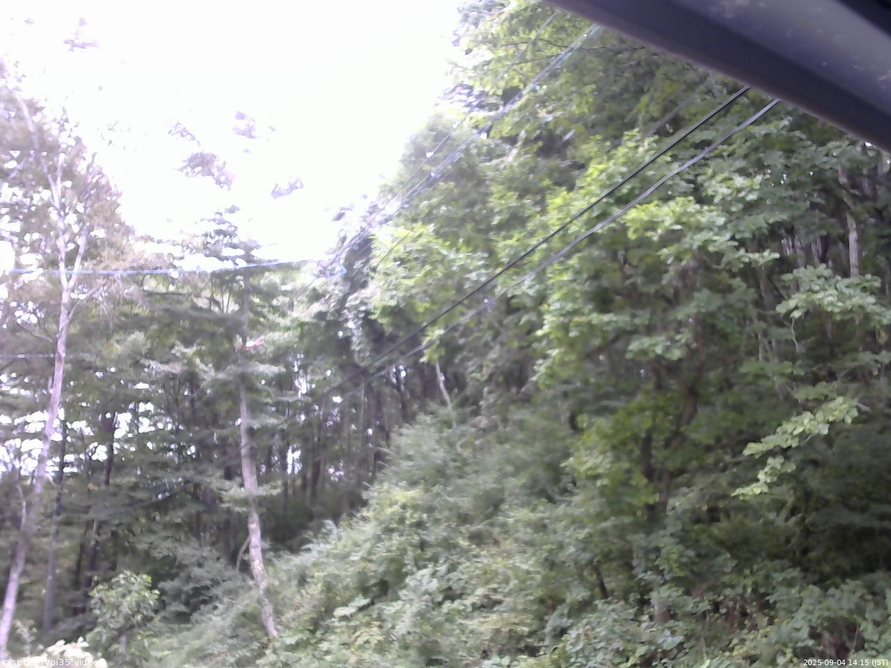 長野県菅平高原 ゆたか山荘 東側上空 2025/09/04 14:15