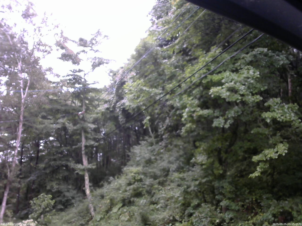 長野県菅平高原 ゆたか山荘 東側上空 2025/09/05 09:15