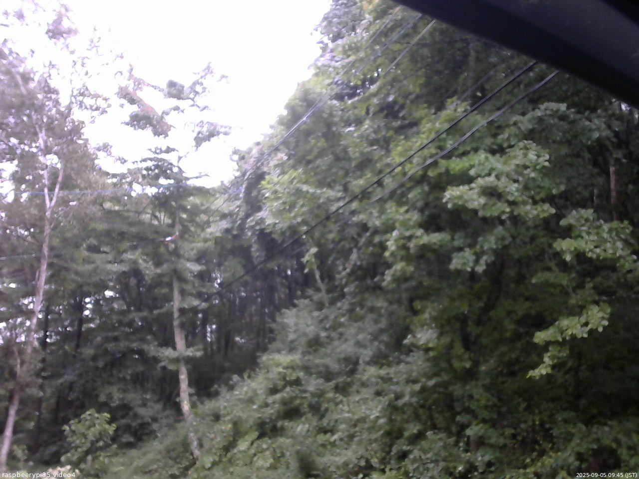 長野県菅平高原 ゆたか山荘 東側上空 2025/09/05 09:45