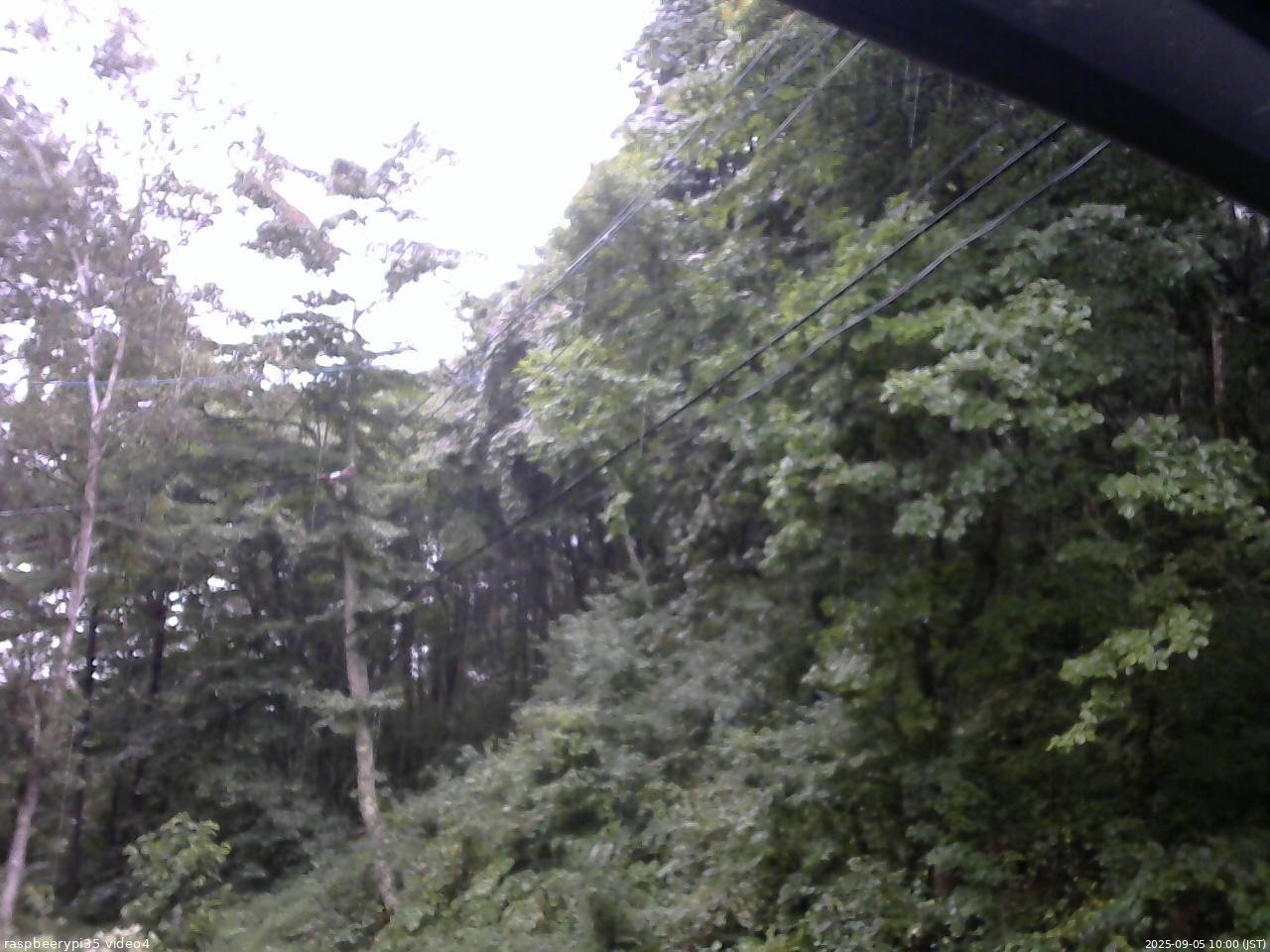 長野県菅平高原 ゆたか山荘 東側上空 2025/09/05 10:00
