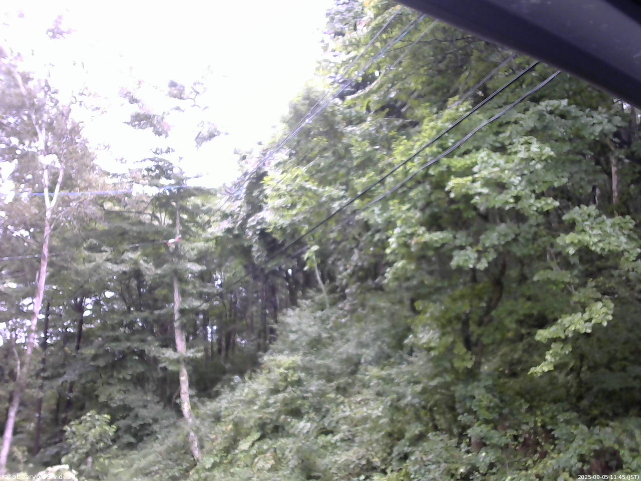 長野県菅平高原 ゆたか山荘 東側上空 2025/09/05 11:45