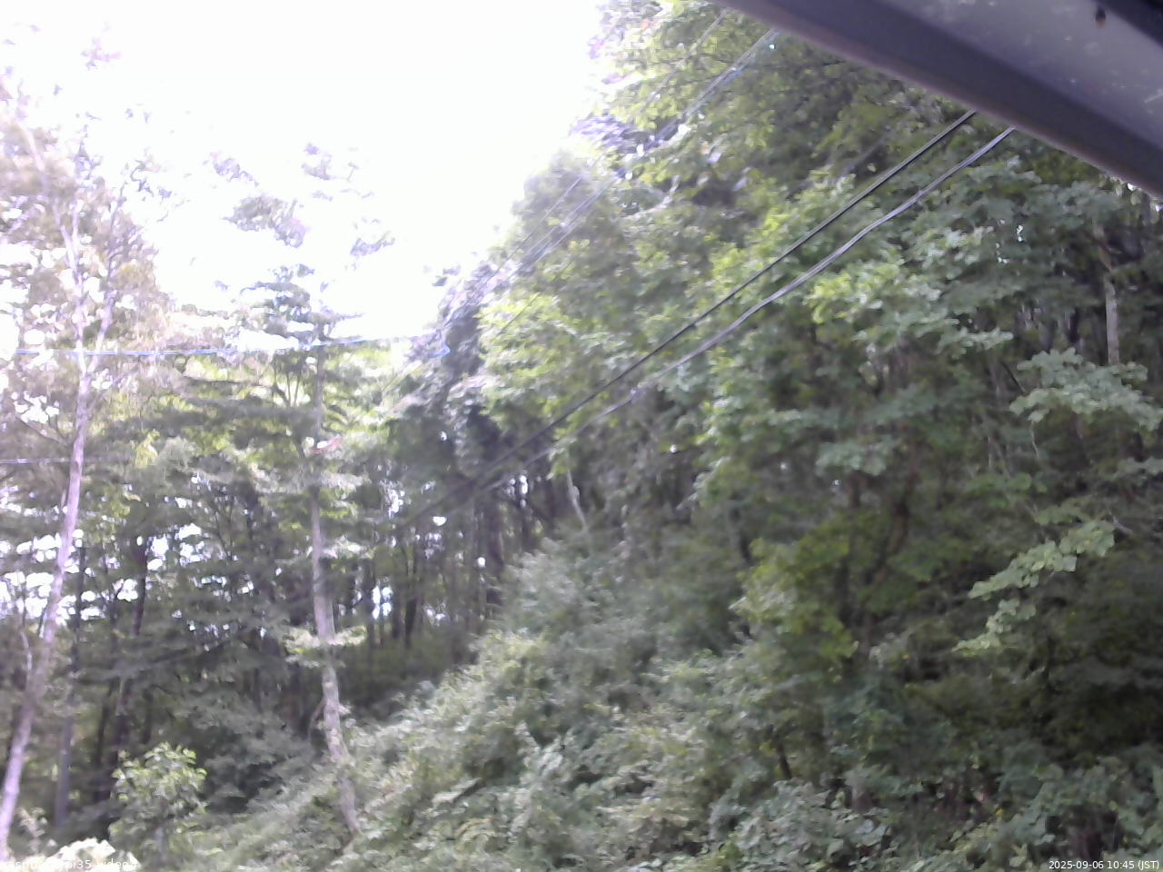長野県菅平高原 ゆたか山荘 東側上空 2025/09/06 10:45