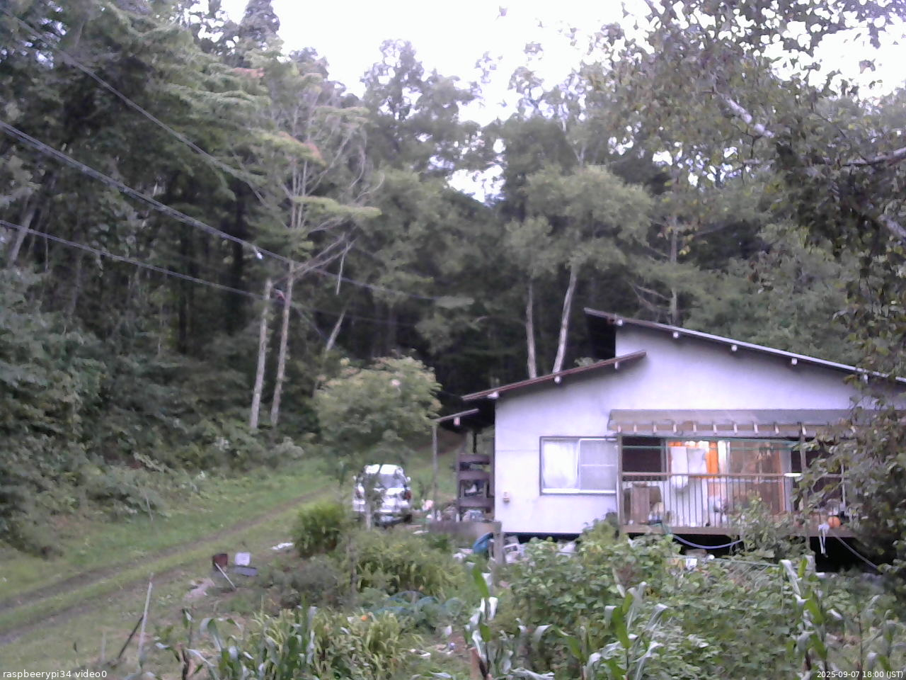 長野県菅平高原 ゆたか山荘 西側(坂上) 2025/09/07 18:00