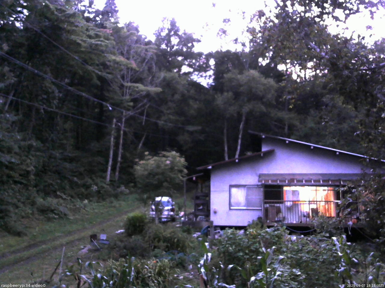 長野県菅平高原 ゆたか山荘 西側(坂上) 2025/09/07 18:15