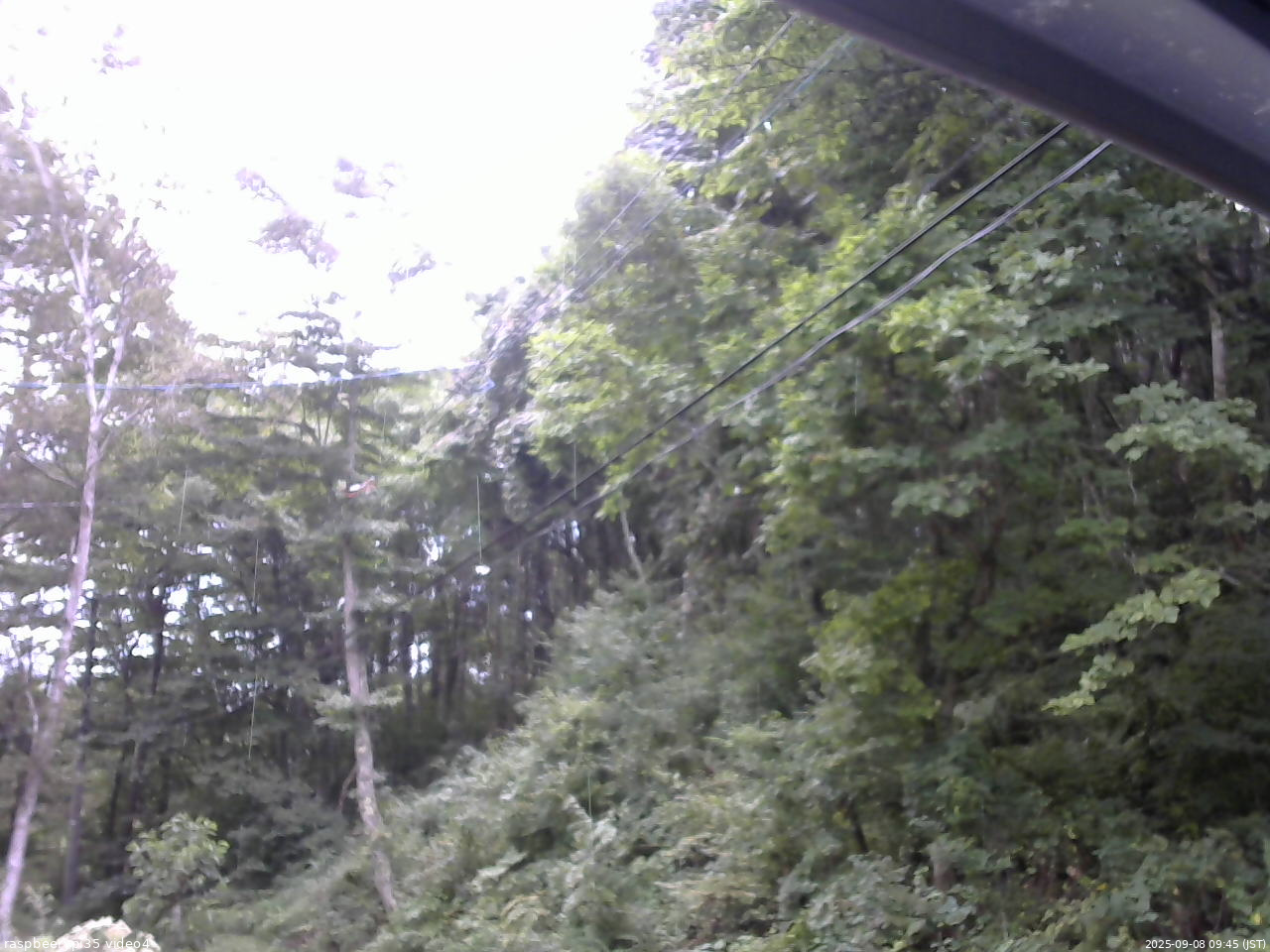 長野県菅平高原 ゆたか山荘 東側上空 2025/09/08 09:45