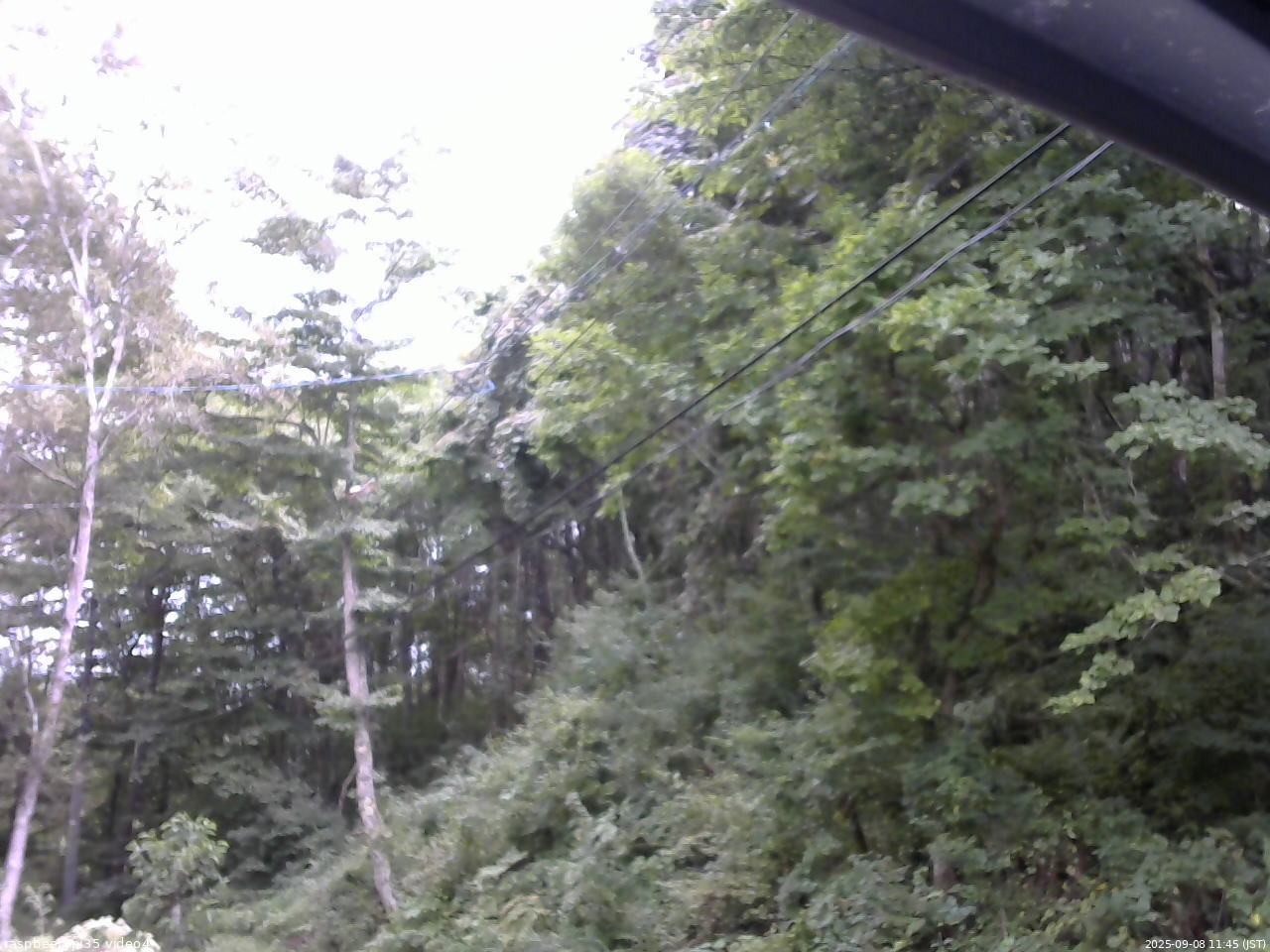 長野県菅平高原 ゆたか山荘 東側上空 2025/09/08 11:45