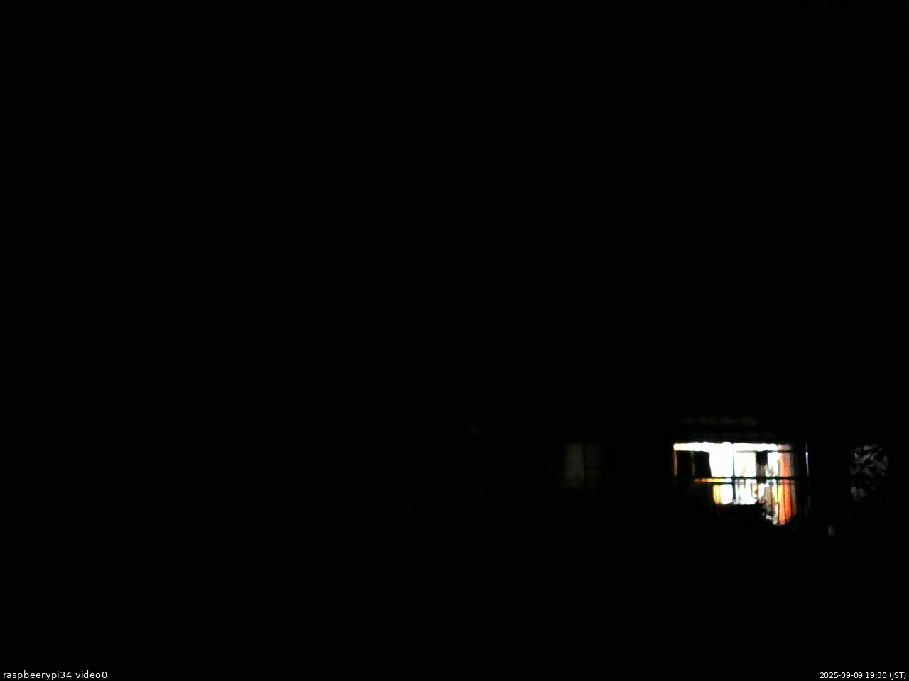 長野県菅平高原 ゆたか山荘 西側(坂上) 2025/09/09 19:30
