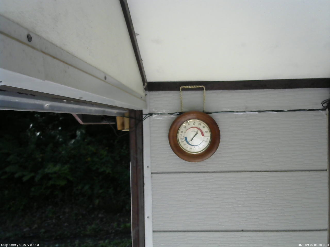 長野県菅平高原 ゆたか山荘 温度計 2025/09/09 08:30