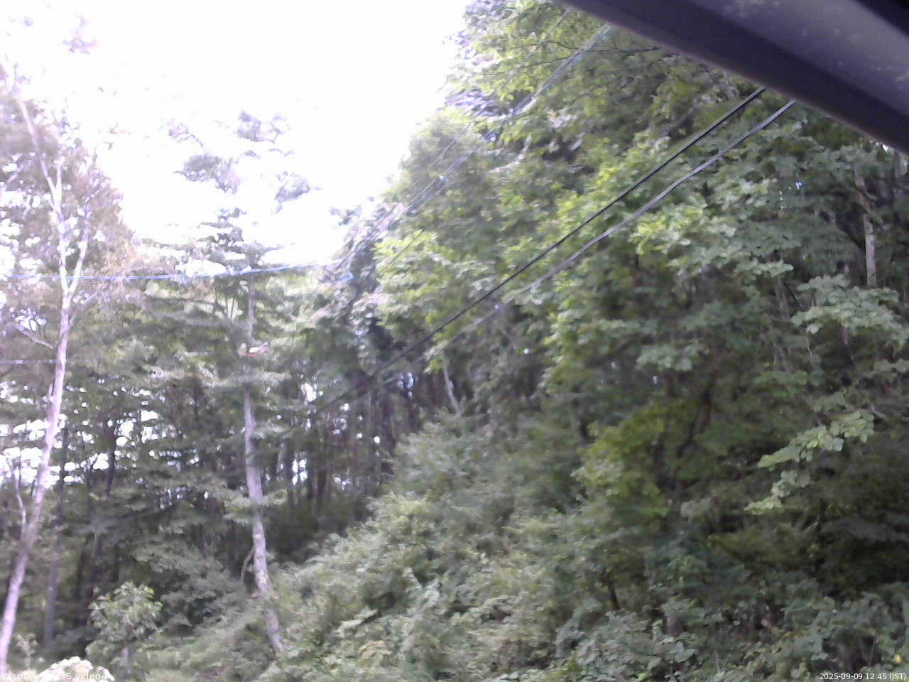 長野県菅平高原 ゆたか山荘 東側上空 2025/09/09 12:45
