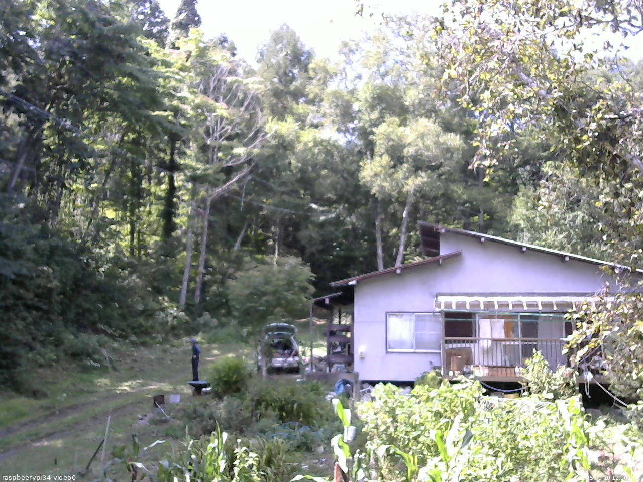 長野県菅平高原 ゆたか山荘 西側(坂上) 2025/09/10 12:00