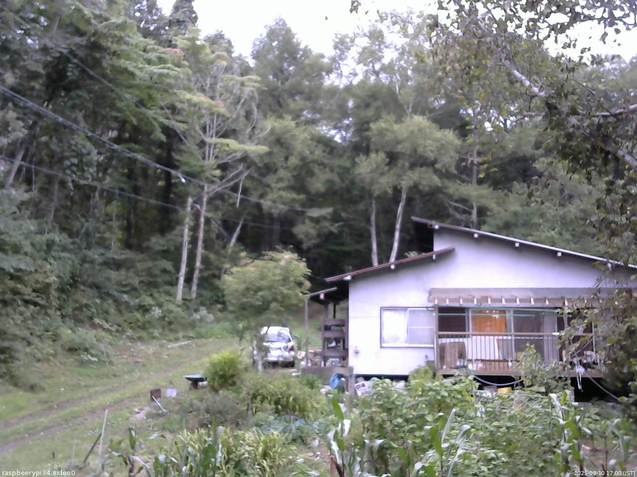 長野県菅平高原 ゆたか山荘 西側(坂上) 2025/09/10 17:00