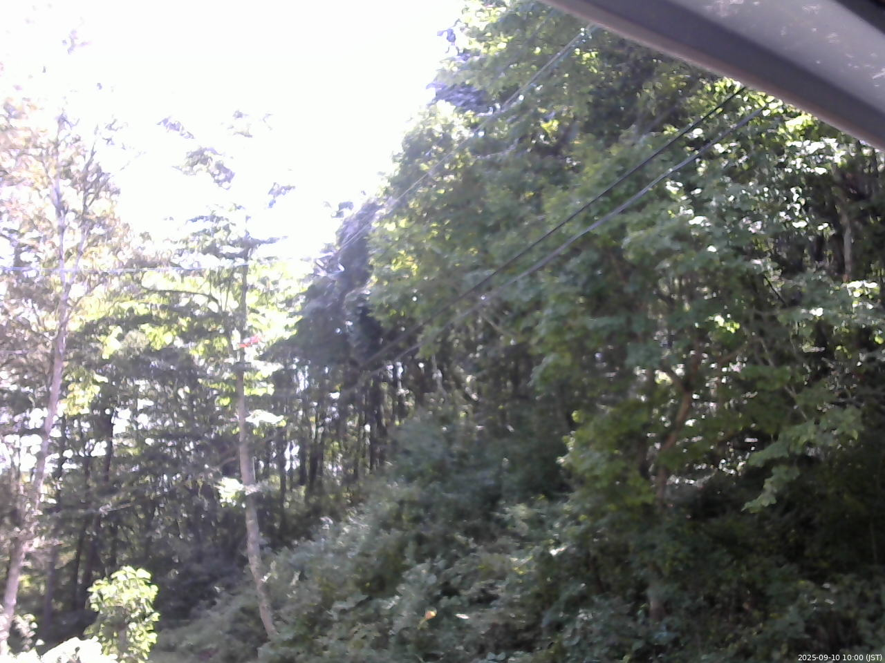 長野県菅平高原 ゆたか山荘 東側上空 2025/09/10 10:00