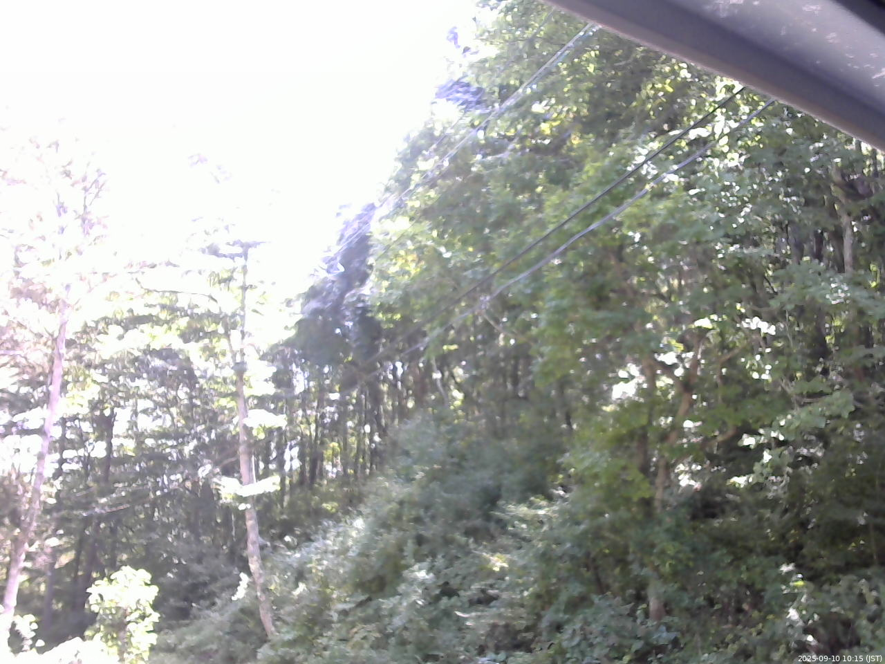 長野県菅平高原 ゆたか山荘 東側上空 2025/09/10 10:15