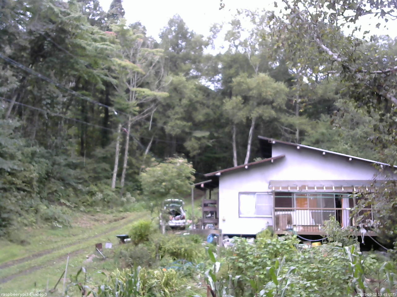長野県菅平高原 ゆたか山荘 西側(坂上) 2025/09/12 13:45