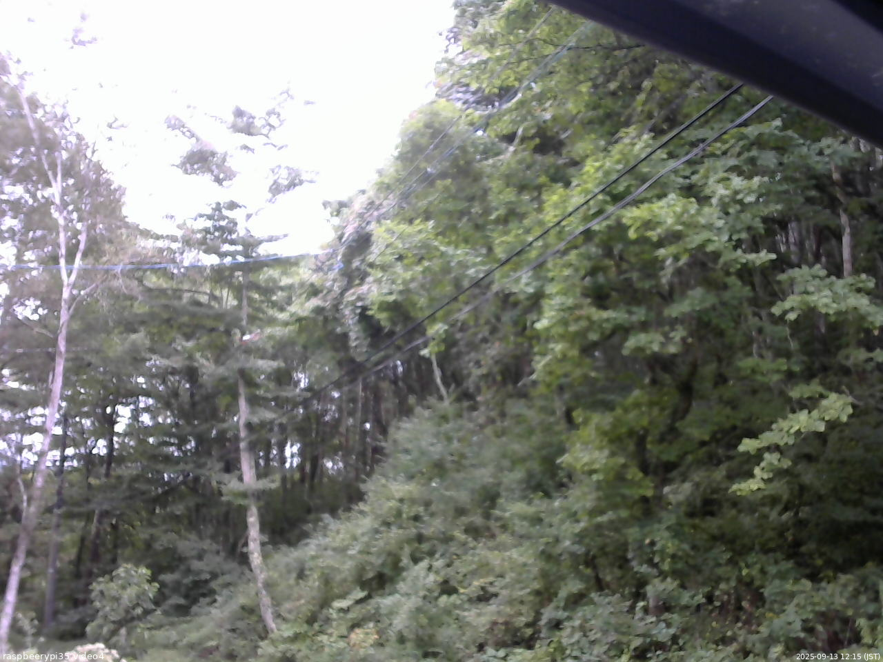 長野県菅平高原 ゆたか山荘 東側上空 2025/09/13 12:15