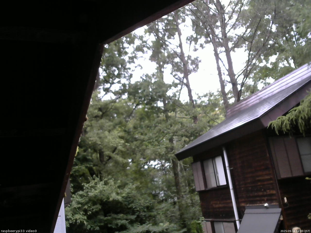 長野県菅平高原 ゆたか山荘 北側 2025/09/14 12:00