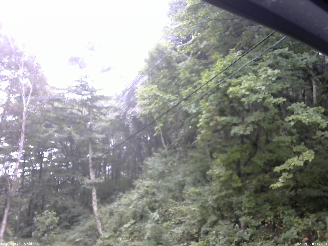 長野県菅平高原 ゆたか山荘 東側上空 2025/09/19 09:15