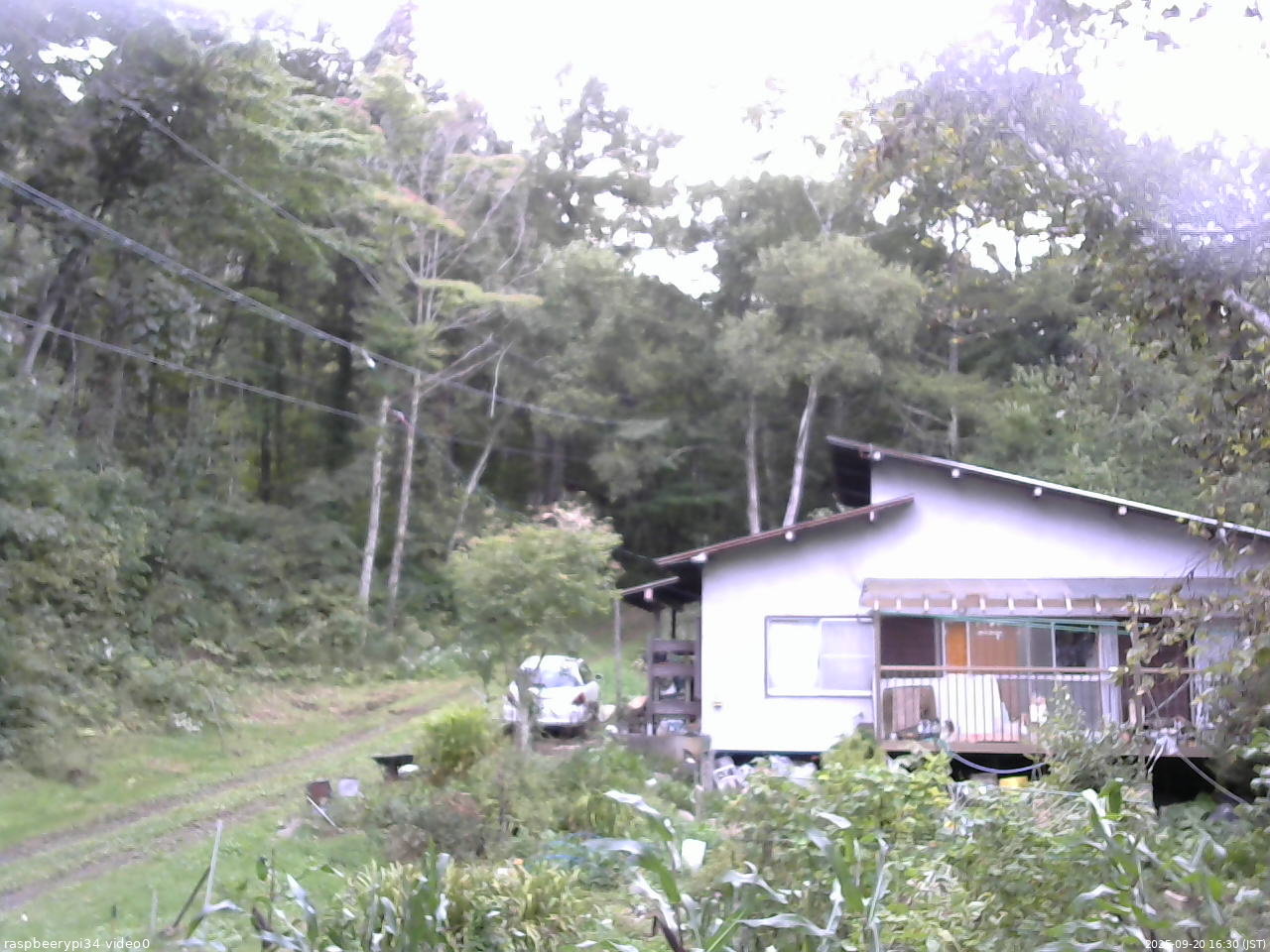 長野県菅平高原 ゆたか山荘 西側(坂上) 2025/09/20 16:30