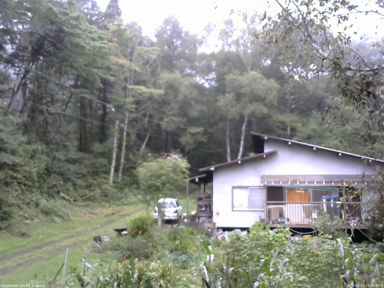 長野県菅平高原 ゆたか山荘 西側(坂上) 2025/09/21 10:00