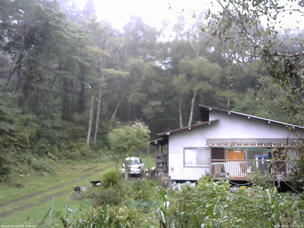 長野県菅平高原 ゆたか山荘 西側(坂上) 2025/09/21 10:15