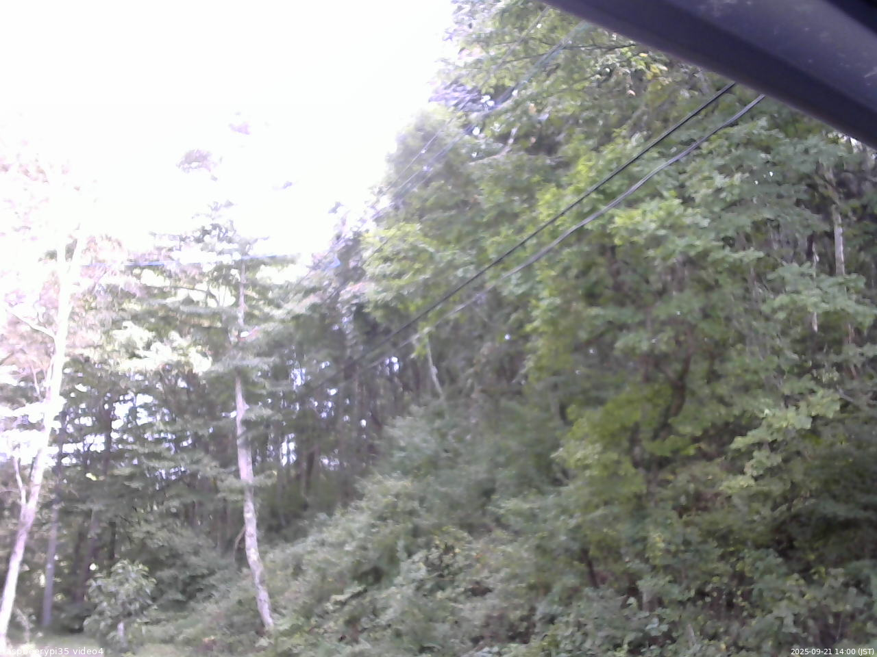 長野県菅平高原 ゆたか山荘 東側上空 2025/09/21 14:00