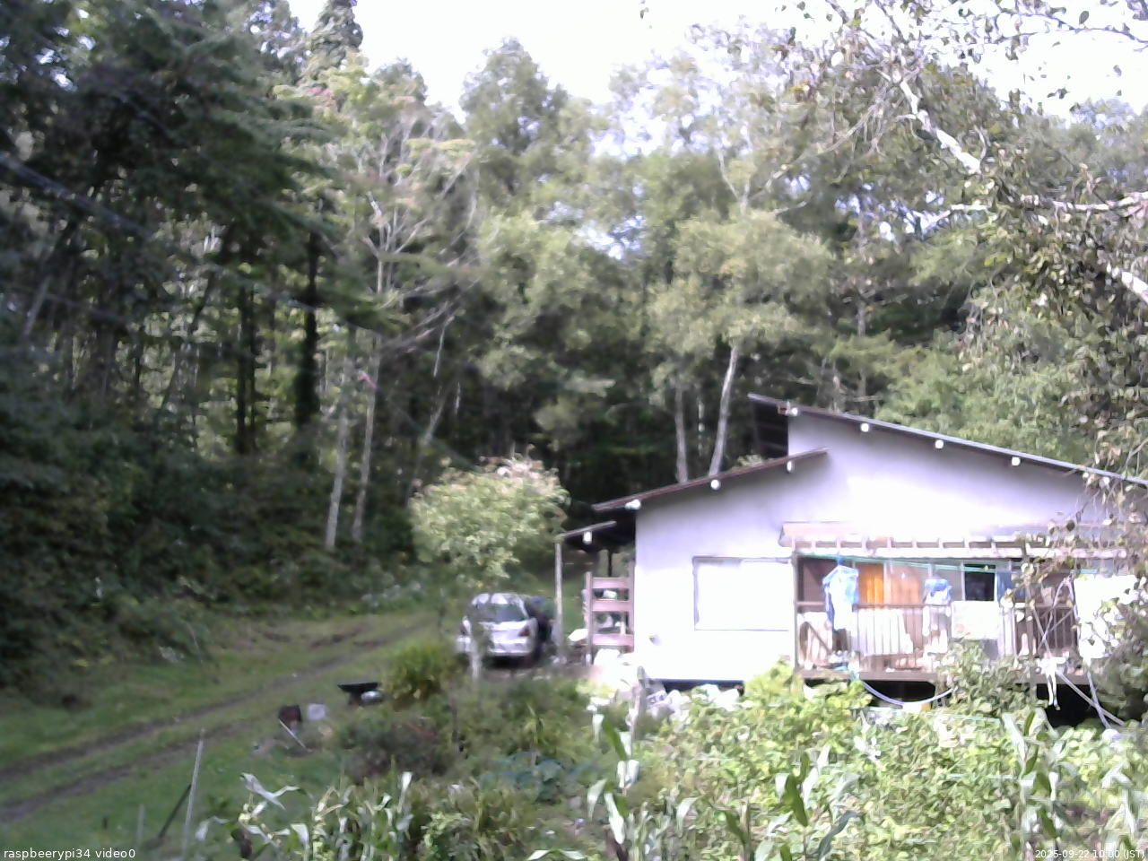 長野県菅平高原 ゆたか山荘 西側(坂上) 2025/09/22 10:00
