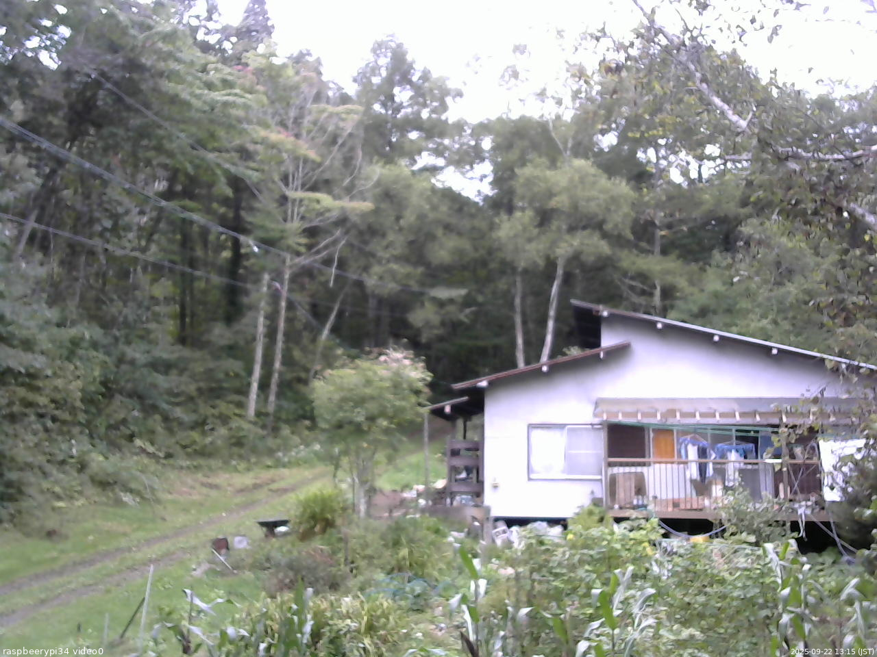 長野県菅平高原 ゆたか山荘 西側(坂上) 2025/09/22 13:15