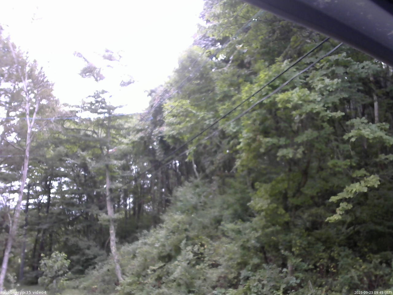 長野県菅平高原 ゆたか山荘 東側上空 2025/09/23 09:45