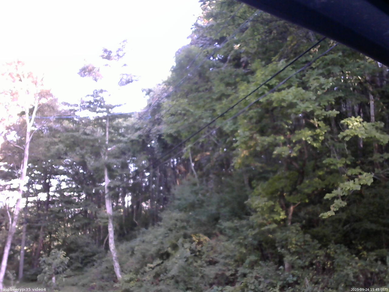 長野県菅平高原 ゆたか山荘 東側上空 2025/09/24 15:45