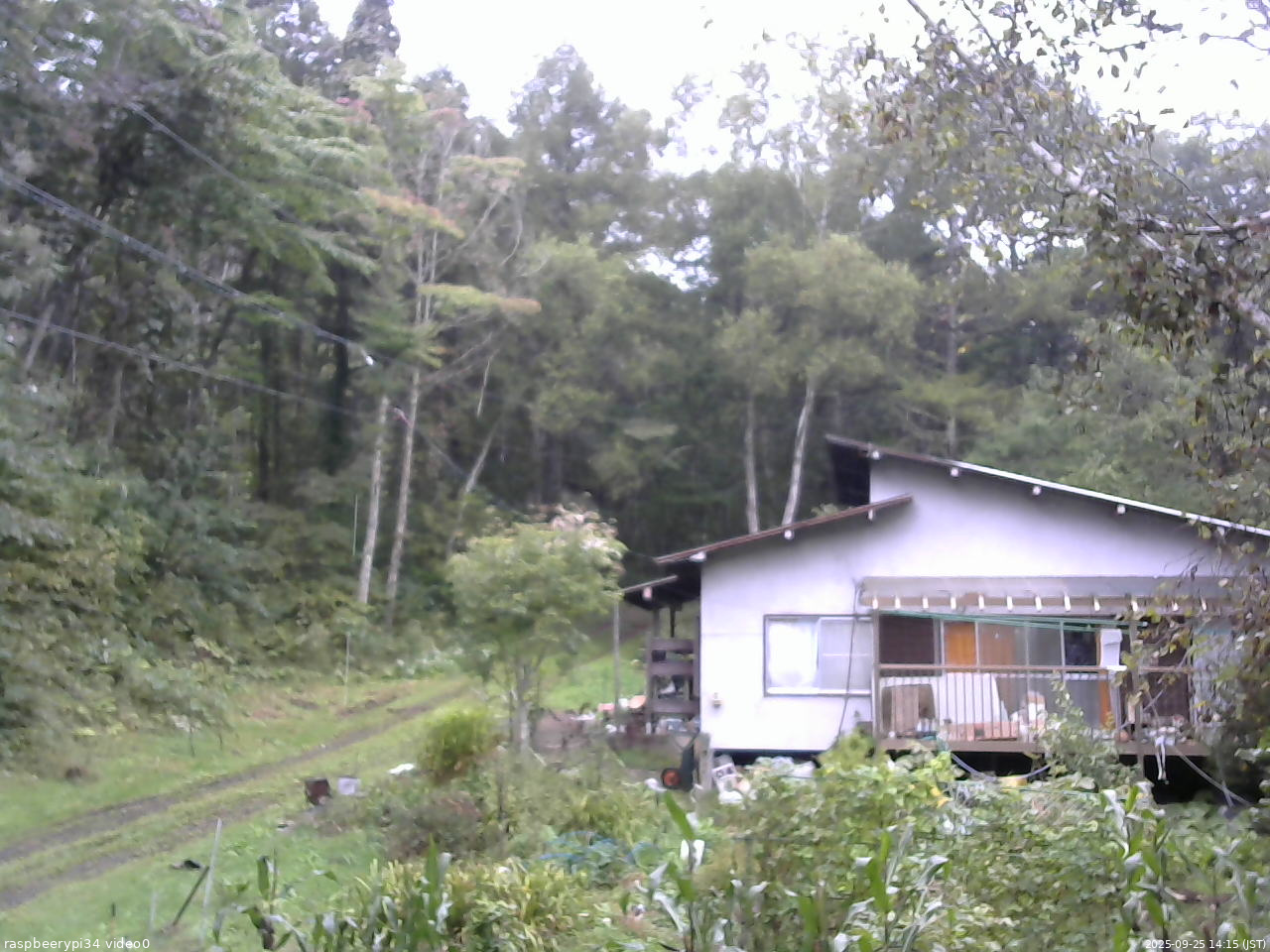 長野県菅平高原 ゆたか山荘 西側(坂上) 2025/09/25 14:15