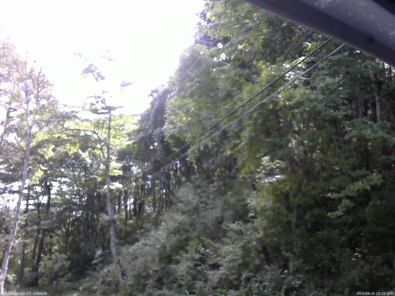 長野県菅平高原 ゆたか山荘 東側上空 2025/09/25 10:15