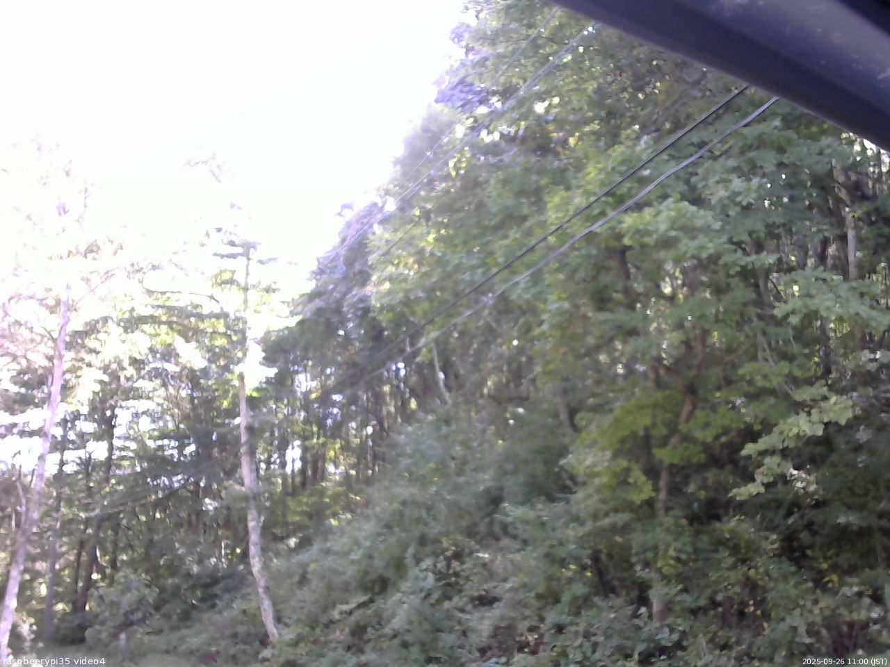 長野県菅平高原 ゆたか山荘 東側上空 2025/09/26 11:00