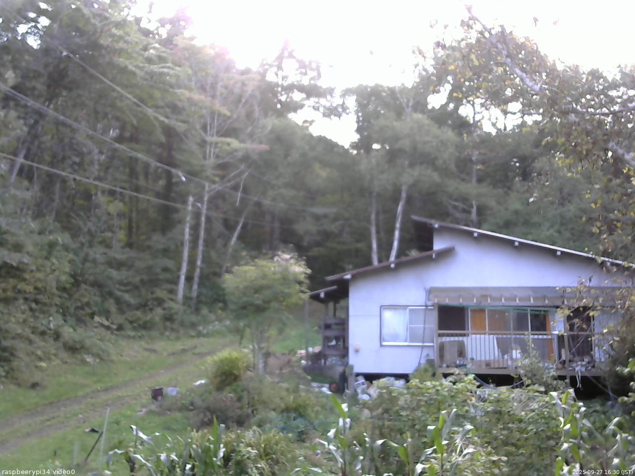 長野県菅平高原 ゆたか山荘 西側(坂上) 2025/09/27 16:30