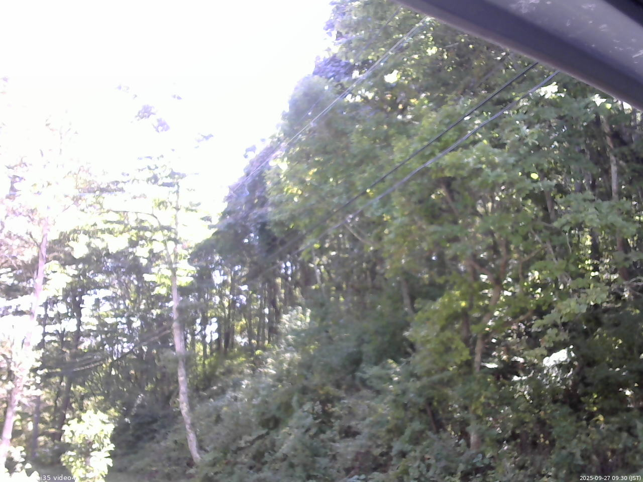 長野県菅平高原 ゆたか山荘 東側上空 2025/09/27 09:30