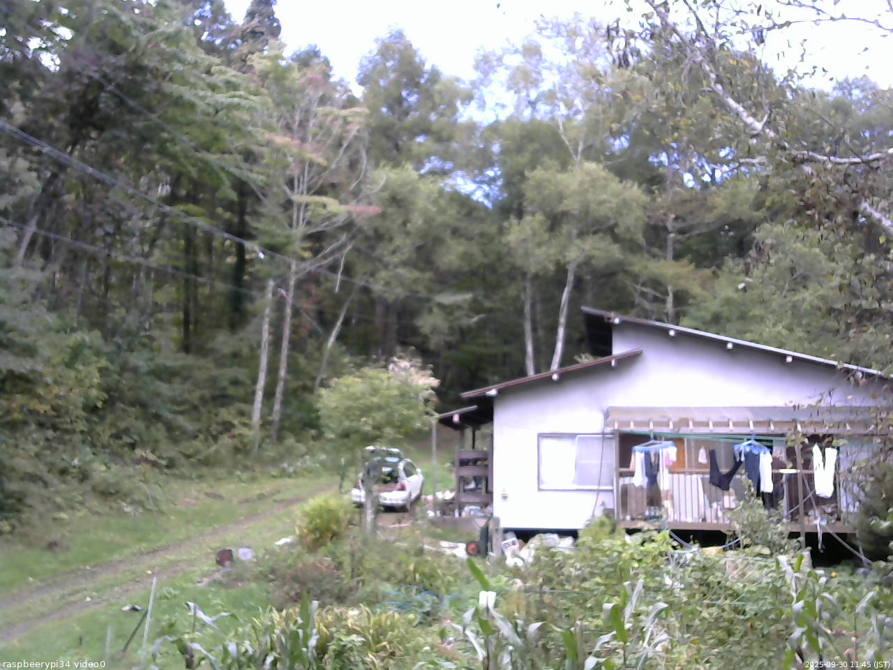 長野県菅平高原 ゆたか山荘 西側(坂上) 2025/09/30 11:45