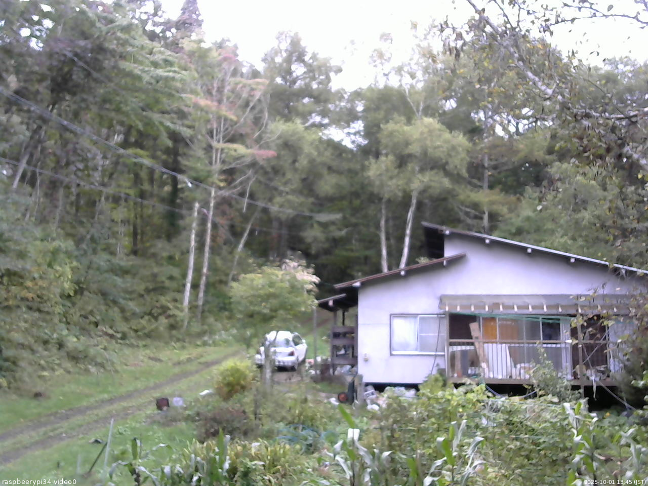 長野県菅平高原 ゆたか山荘 西側(坂上) 2025/10/01 13:45