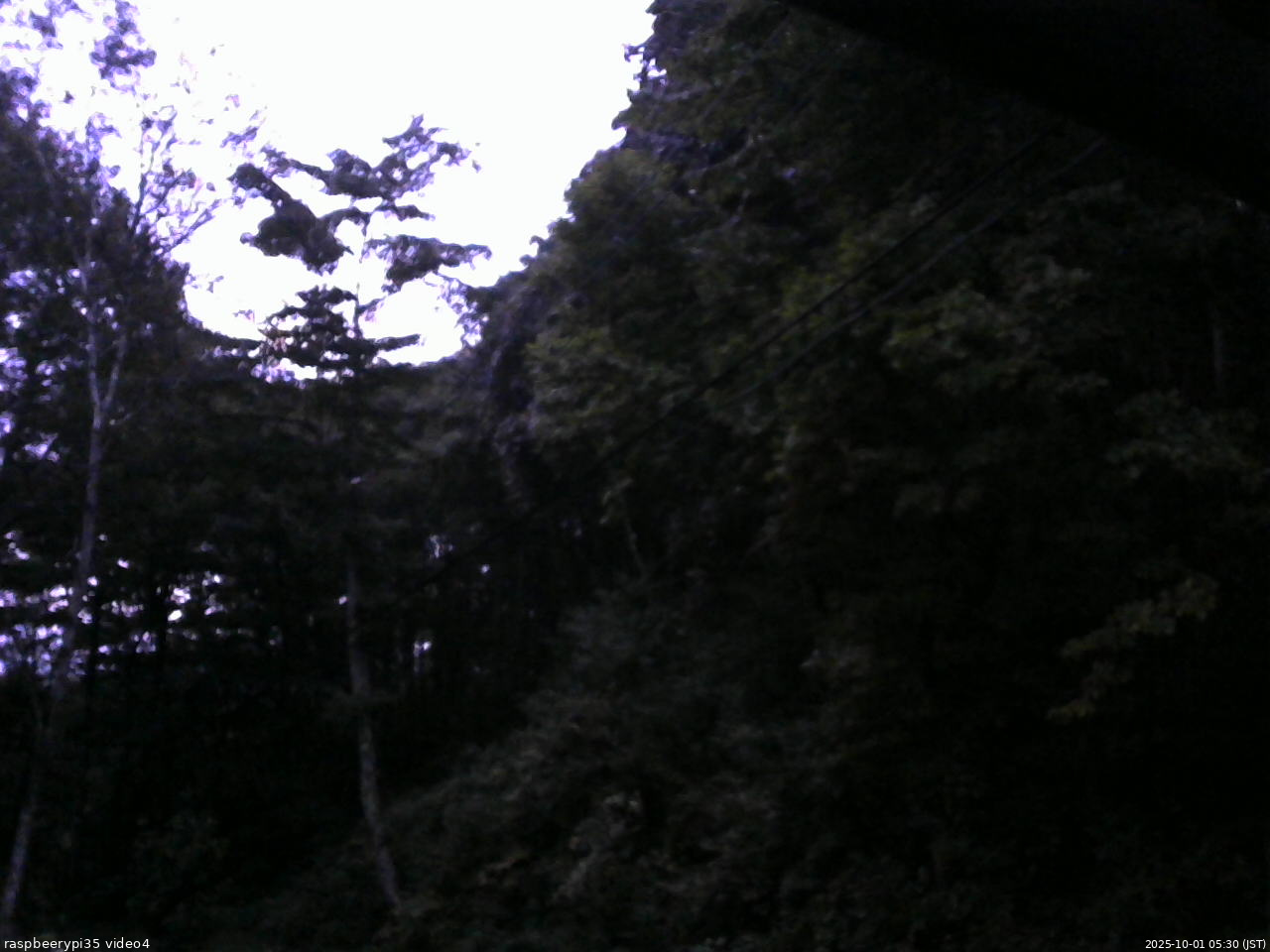 長野県菅平高原 ゆたか山荘 東側上空 2025/10/01 05:30