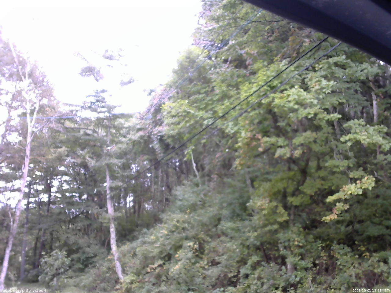 長野県菅平高原 ゆたか山荘 東側上空 2025/10/01 13:45