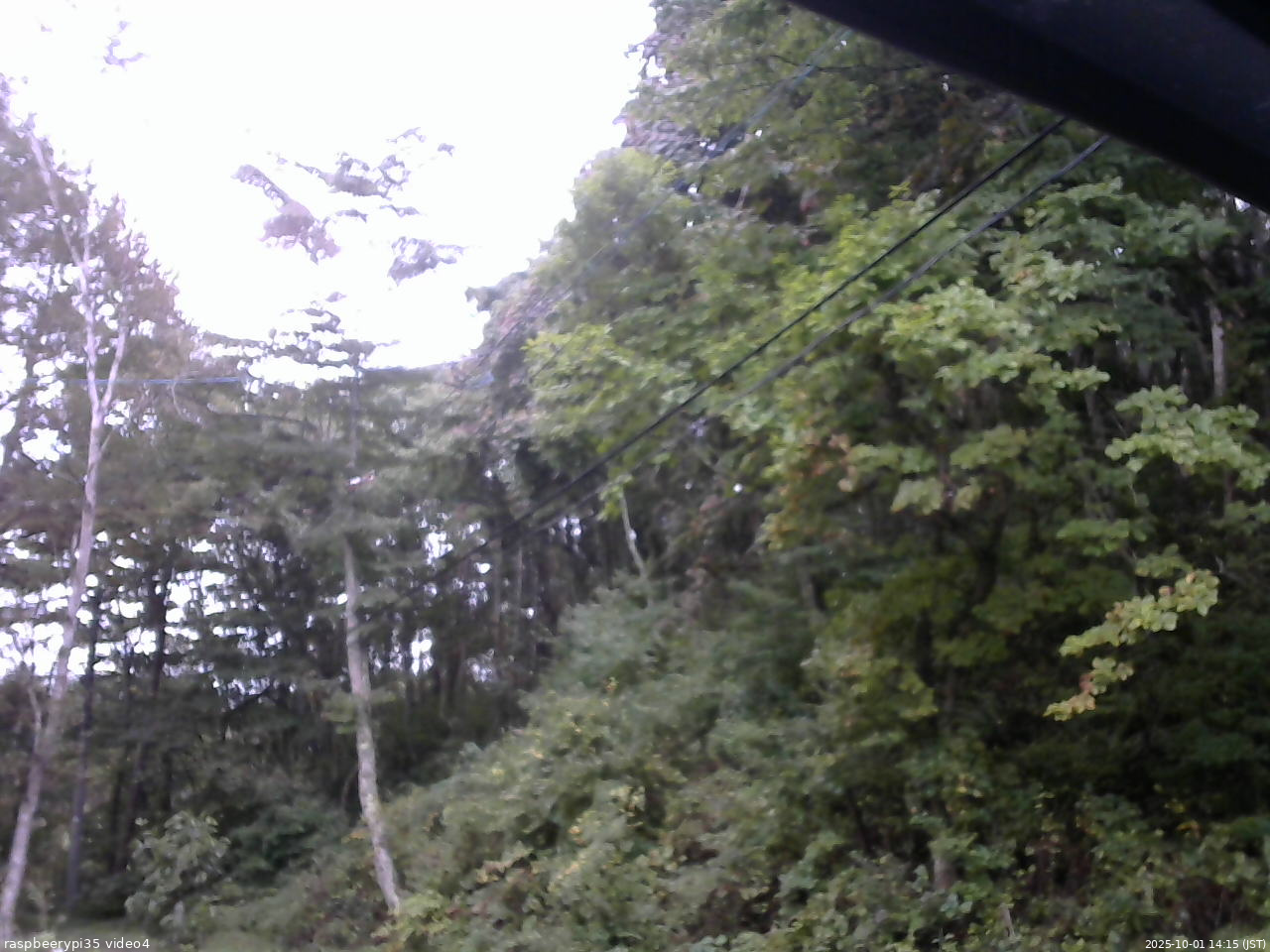 長野県菅平高原 ゆたか山荘 東側上空 2025/10/01 14:15
