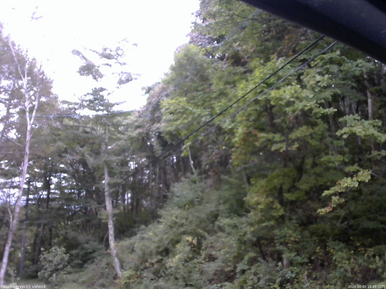 長野県菅平高原 ゆたか山荘 東側上空 2025/10/03 15:45