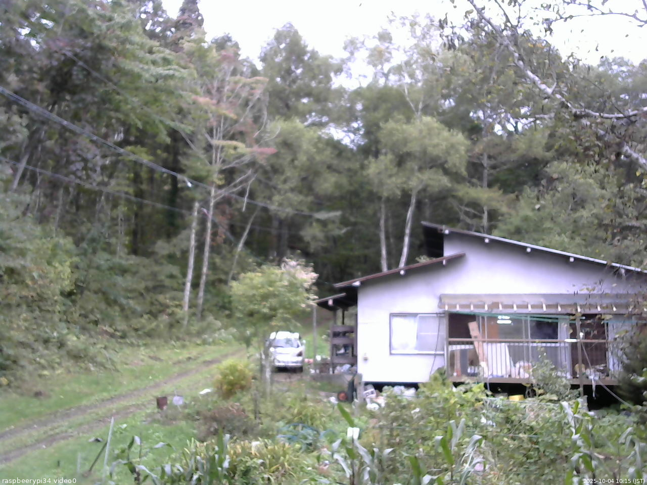 長野県菅平高原 ゆたか山荘 西側(坂上) 2025/10/04 10:15