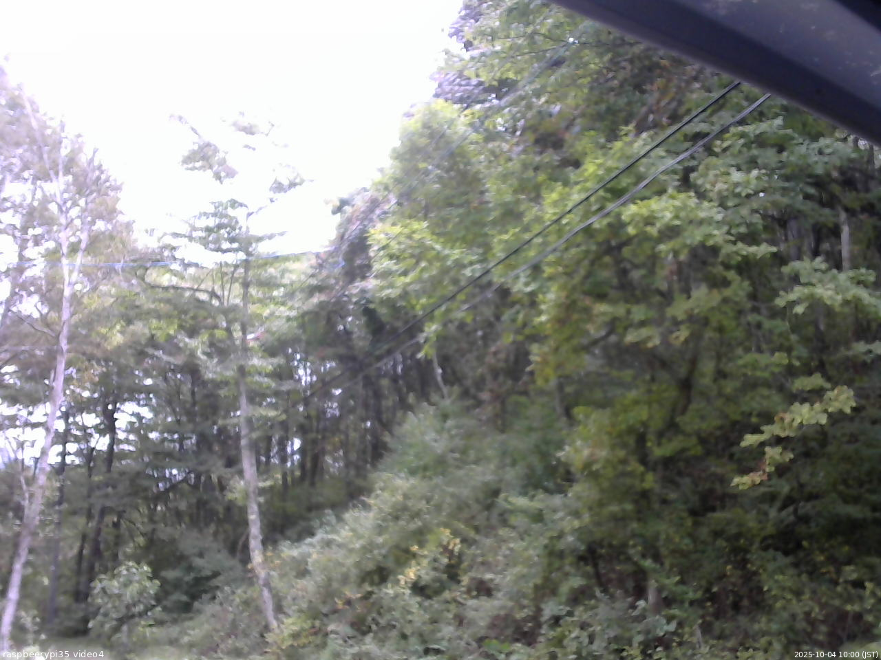 長野県菅平高原 ゆたか山荘 東側上空 2025/10/04 10:00