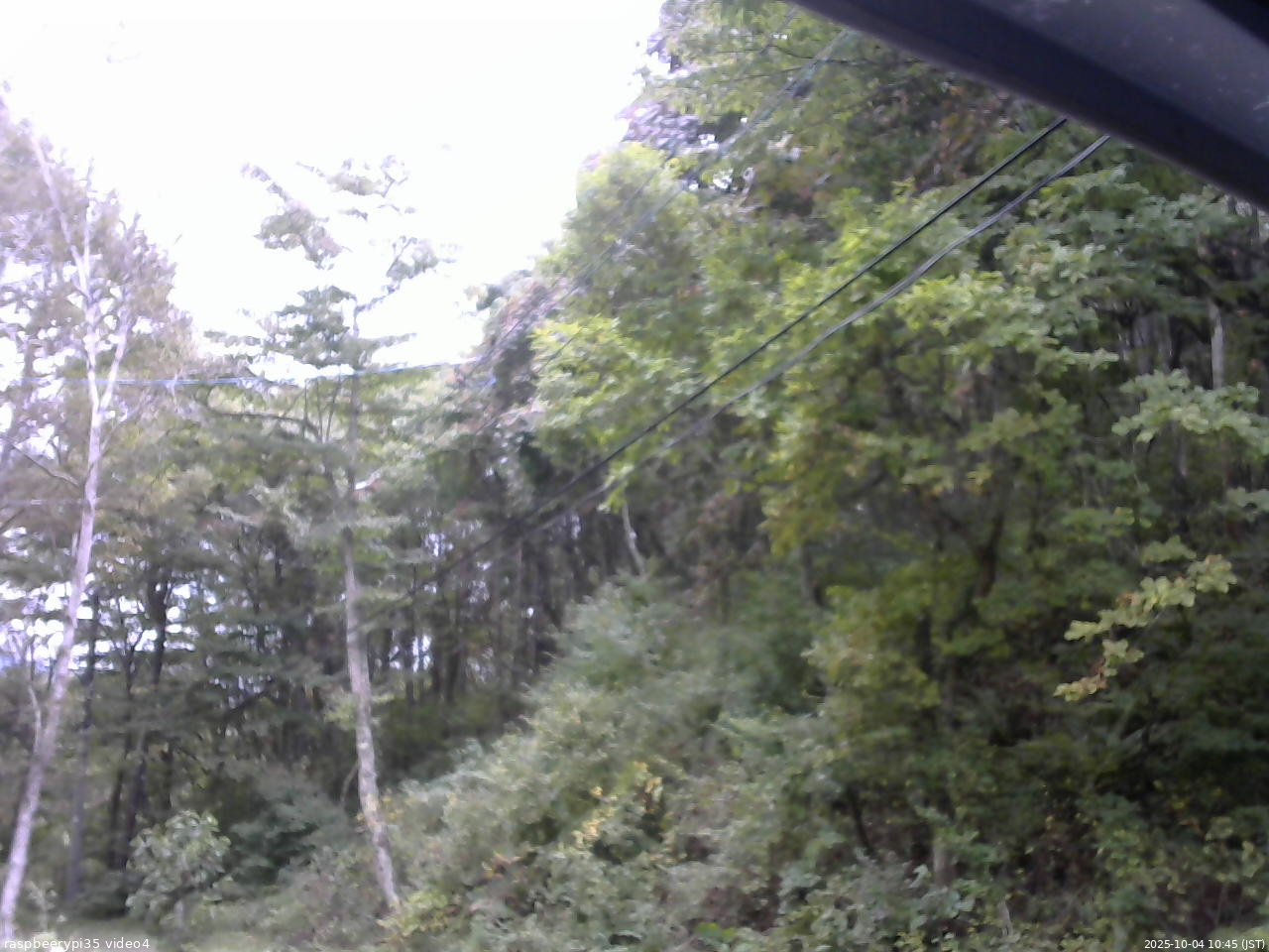 長野県菅平高原 ゆたか山荘 東側上空 2025/10/04 10:45