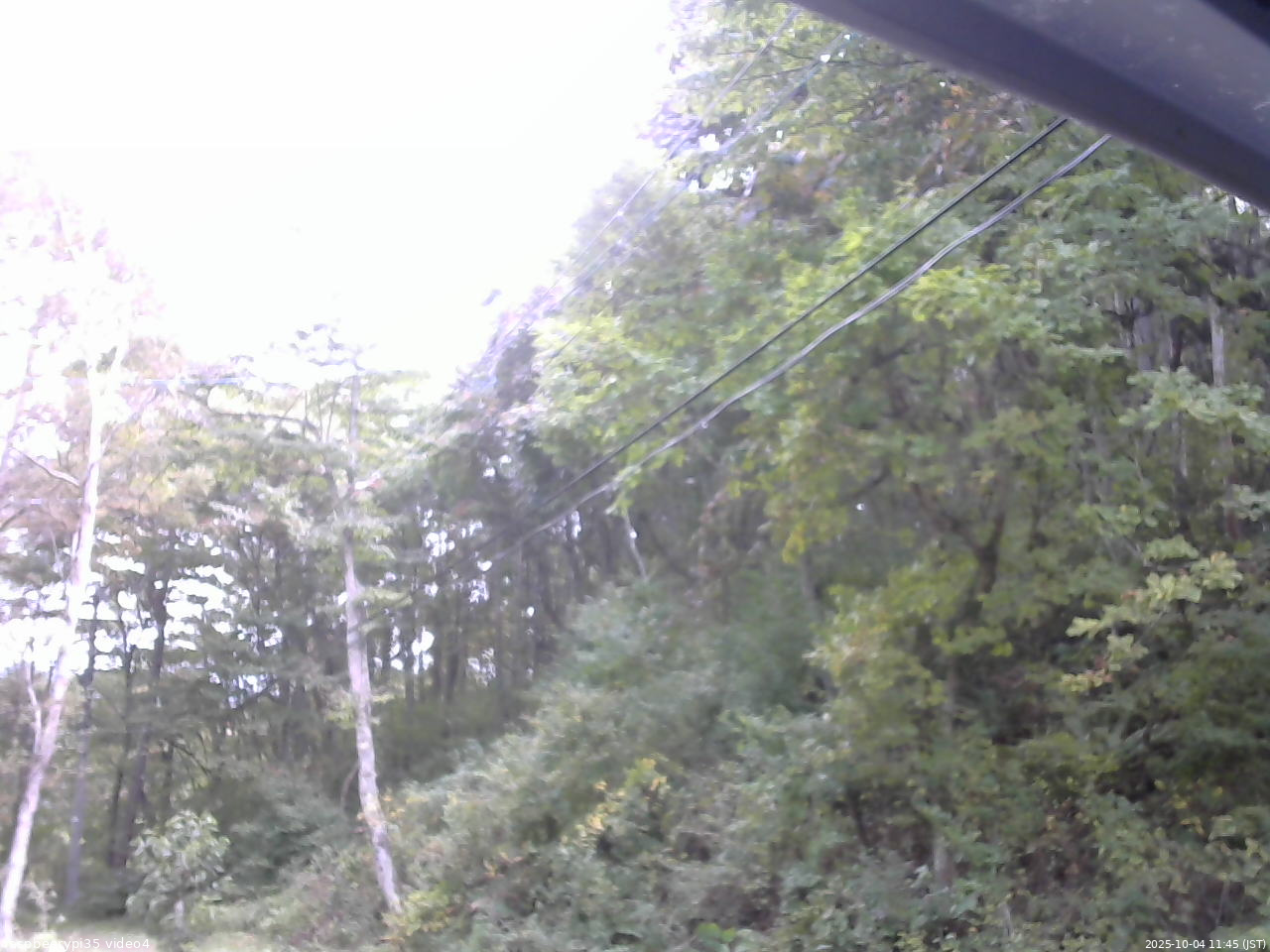 長野県菅平高原 ゆたか山荘 東側上空 2025/10/04 11:45