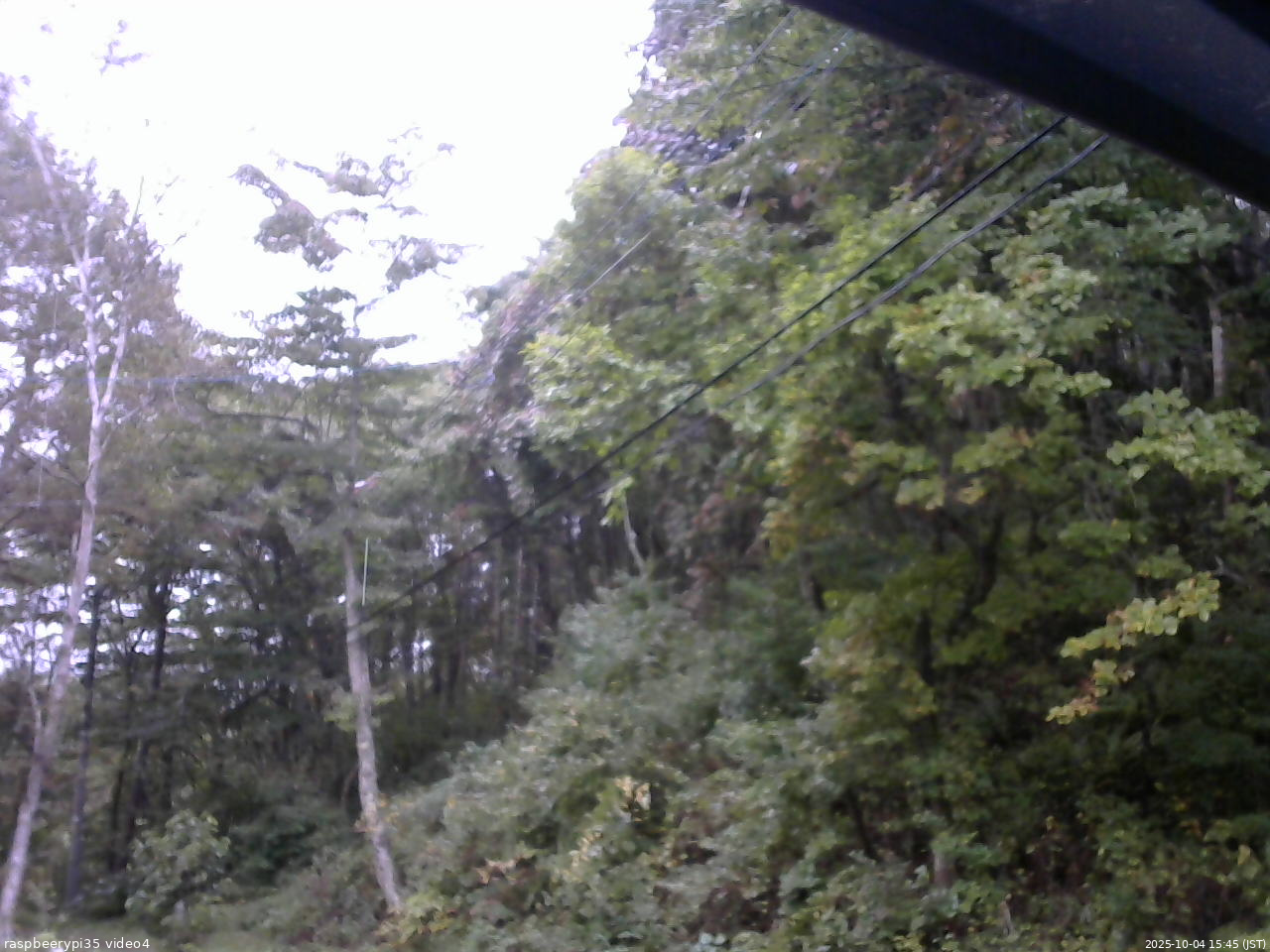 長野県菅平高原 ゆたか山荘 東側上空 2025/10/04 15:45