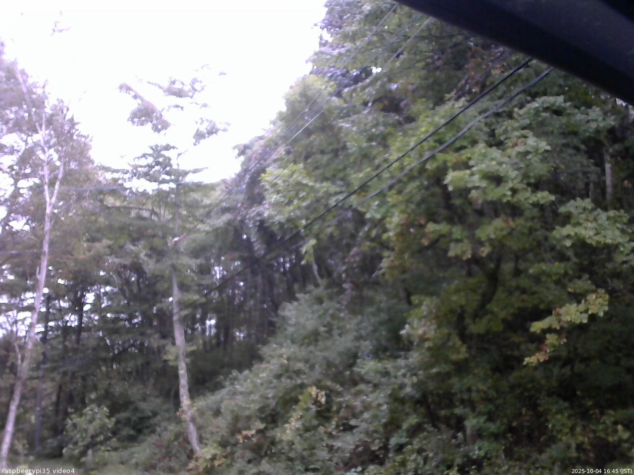 長野県菅平高原 ゆたか山荘 東側上空 2025/10/04 16:45