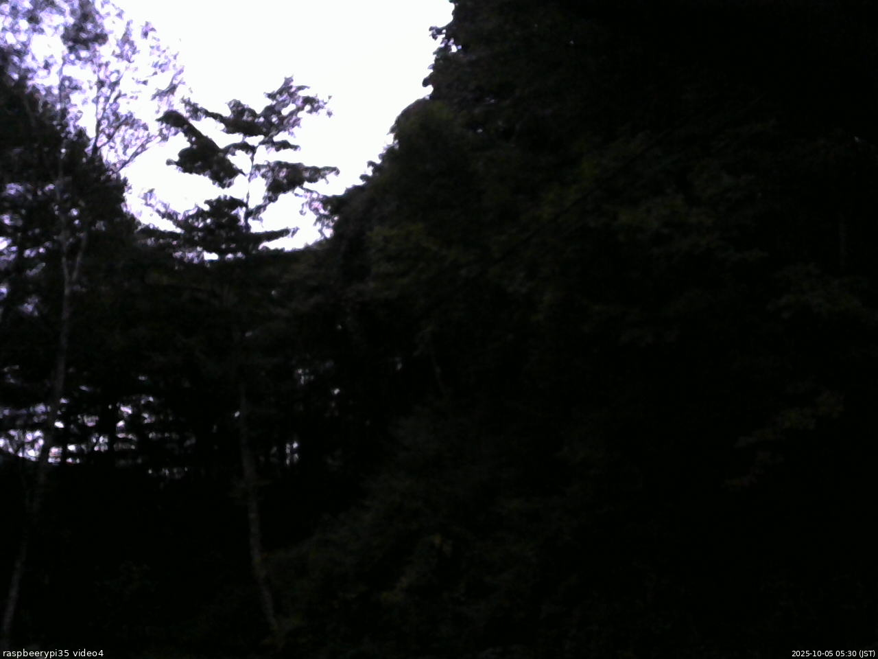 長野県菅平高原 ゆたか山荘 東側上空 2025/10/05 05:30