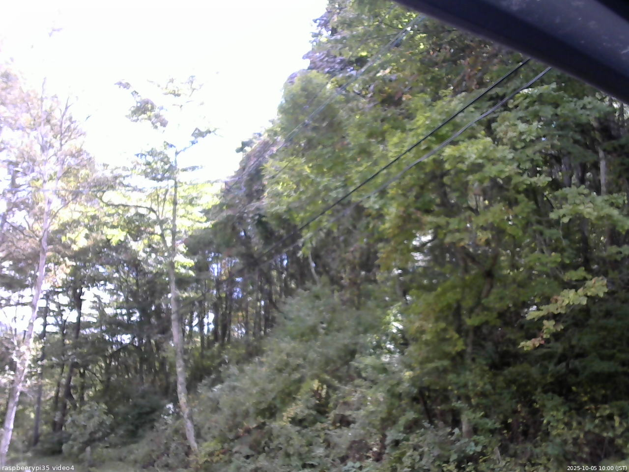 長野県菅平高原 ゆたか山荘 東側上空 2025/10/05 10:00
